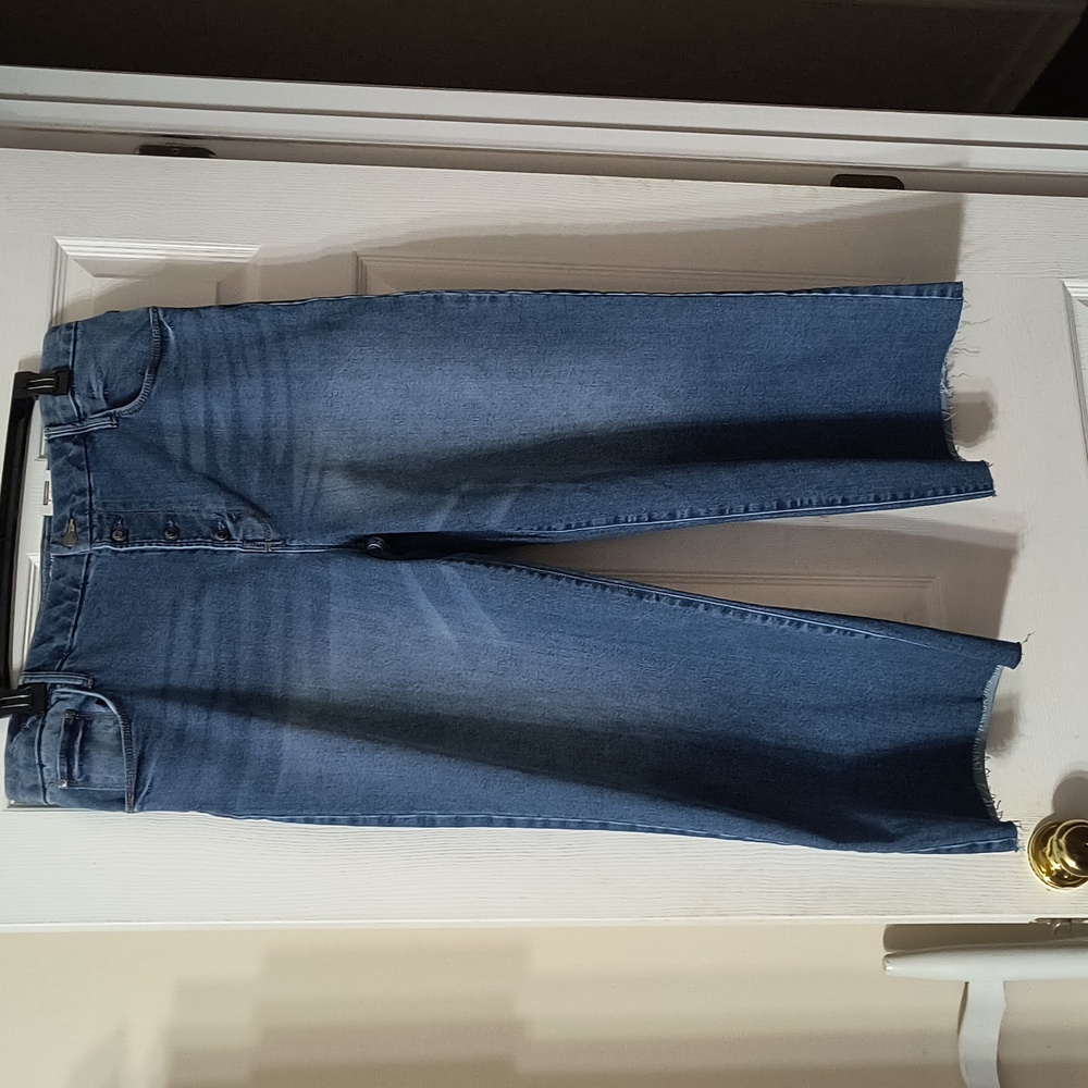 High Rise Stretch Wide Leg Jean, NEW